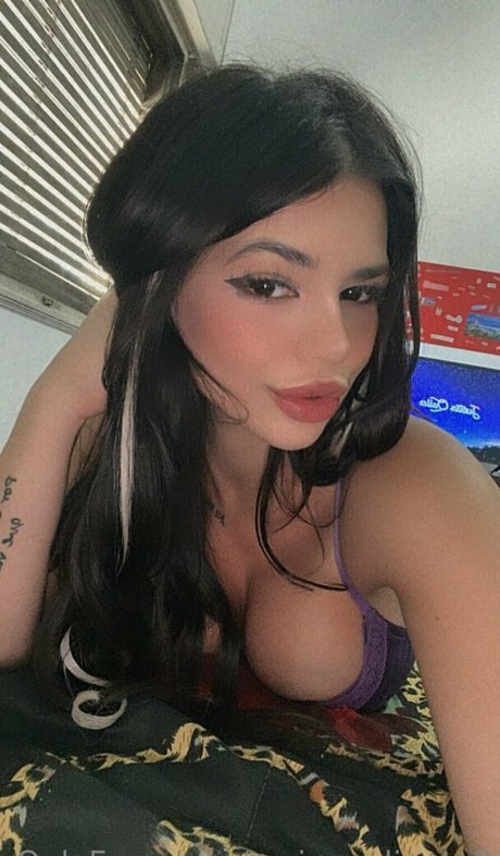 blonde aux gros seins onlyfans nus hd photos