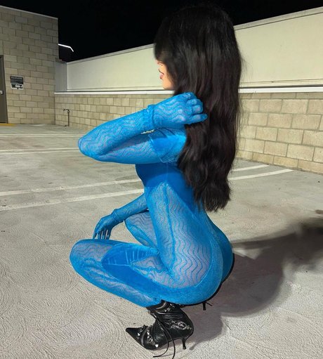 Gigi Papasavvas art modèle archive