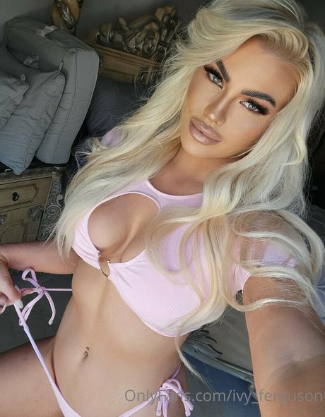 Ivy Ferguson modèle sympa des photos