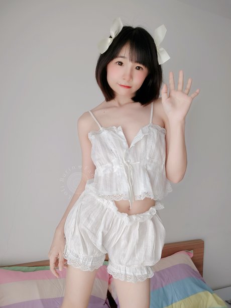 loliburin modèle xxx photos