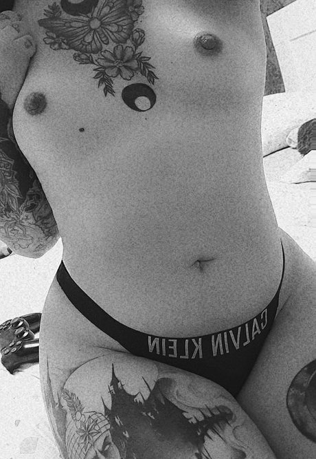 massage lesbien onlyfans pornographique nu photo