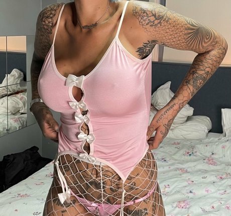 bbyekra étoile nue images