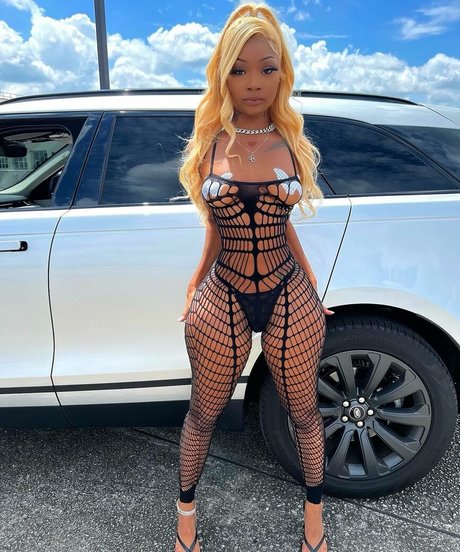 Daalischus actrice artistique collection