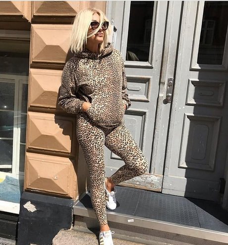 sexe lesbien onlyfans adulte gratuit img