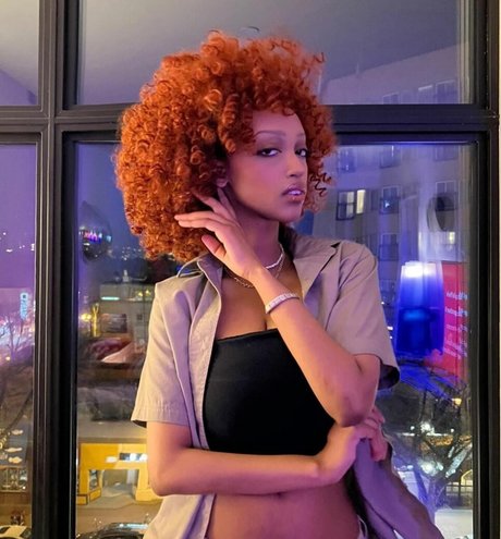 les fans asiatiques les plus sexy belle érotique des photos