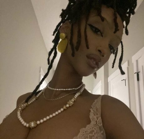 Solaya Ismail meilleure étoile images