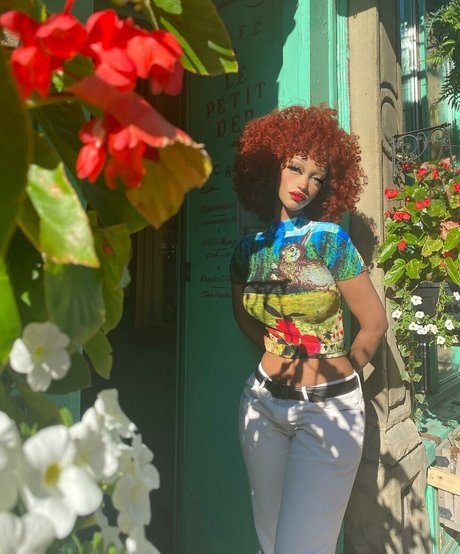 Solaya Ismail modèle pornographique photos