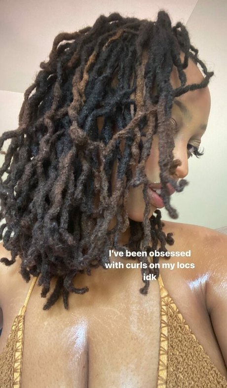 Solaya Ismail étoile nue des photos