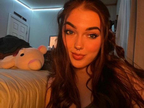 Omwhore actrice xxx img