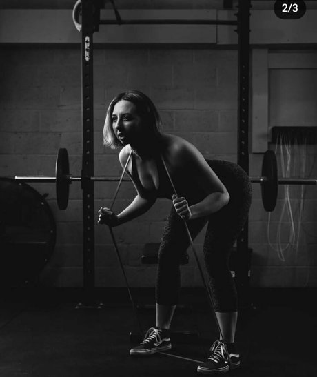 Sydney Alexis star du porno hd image