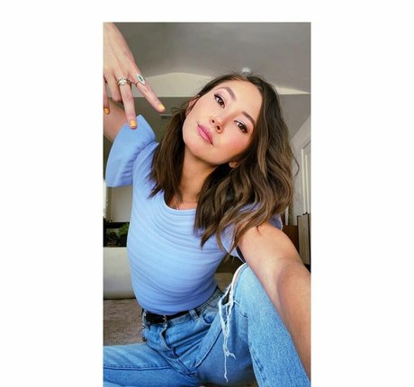 Kimiko Glenn étoile parfaite archive