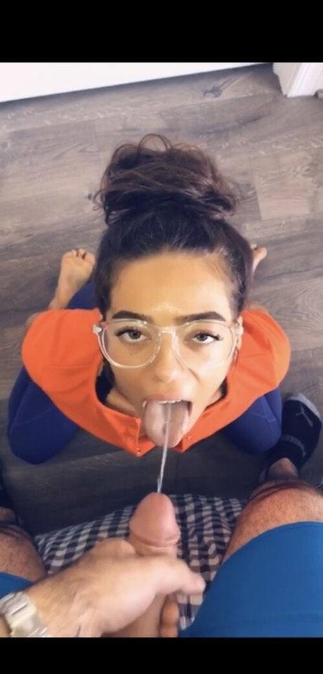 fans de grandes filles uniquement nue en haute qualité img