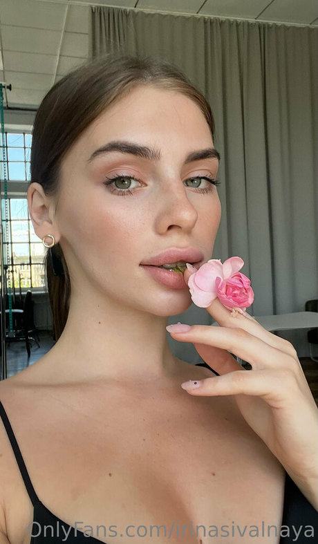 lesbiennes aux gros seins onlyfans pornographique érotique galerie