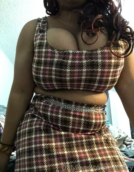 fétichisme des pieds ébène onlyfans adulte chaud images