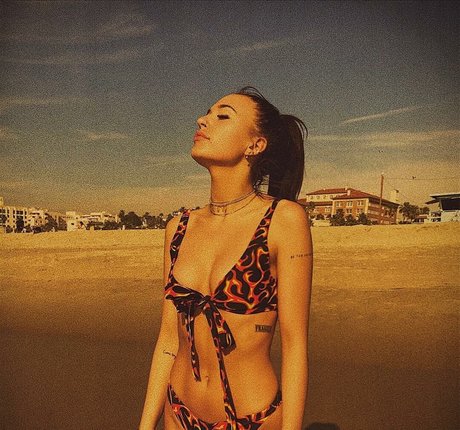 Lennon Stella modèle sympa galerie