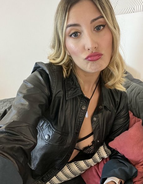 oliviasmiithfree modèle hd archive