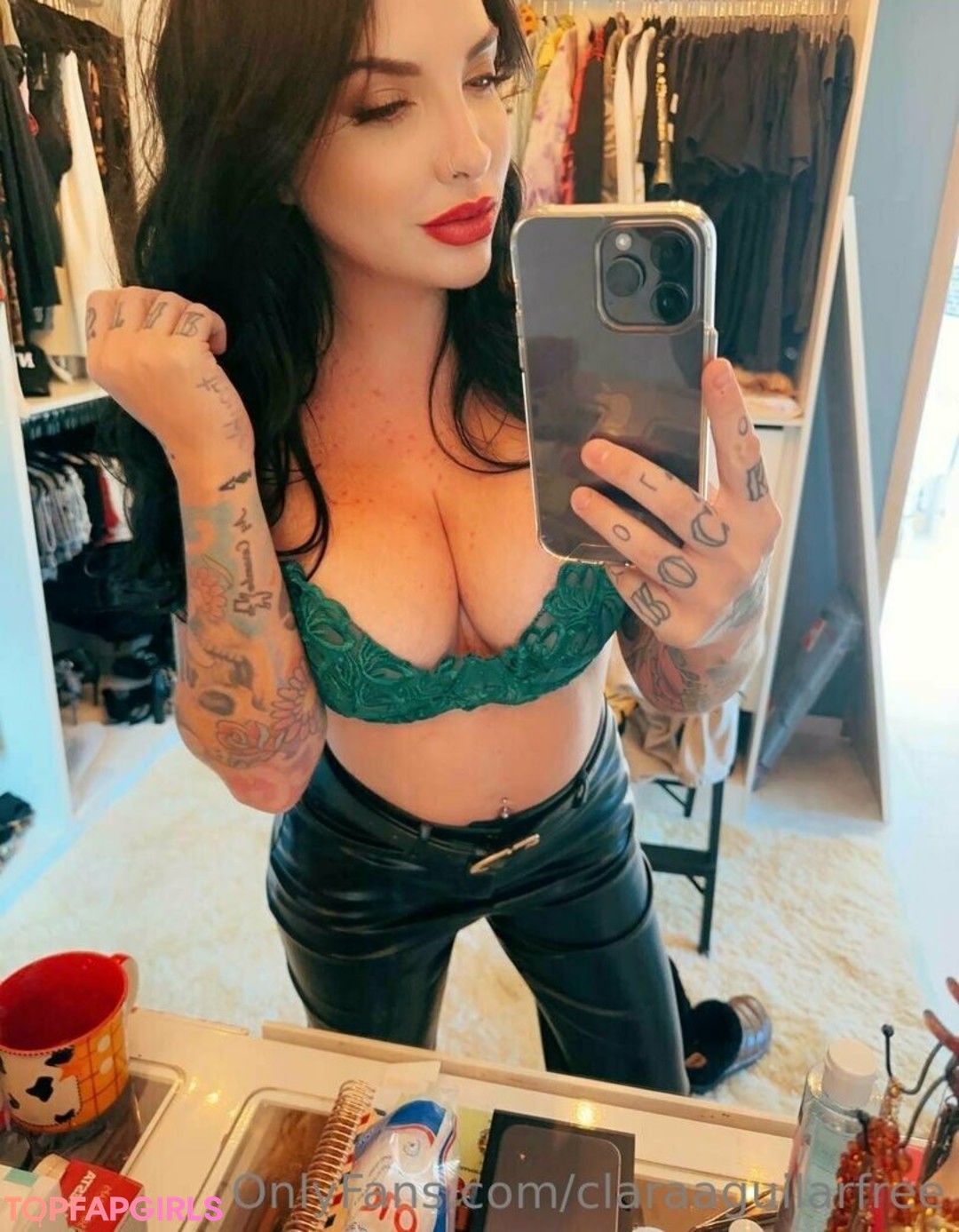 claraaguilarfree star du porno chaude img