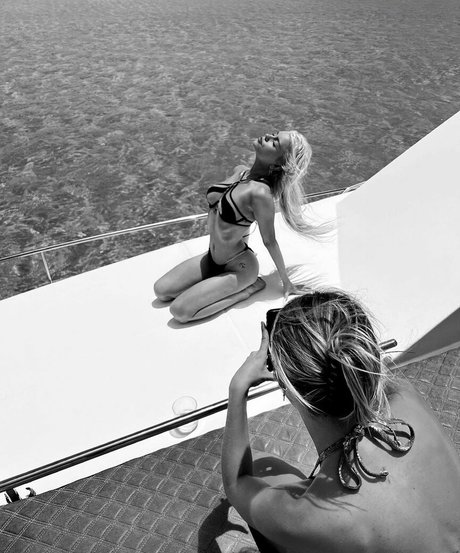 fellation transexuelle onlyfans pornographique nu galeries