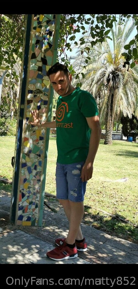 matty852 modèle chaud photo