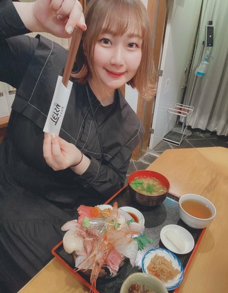 Akopai star du porno parfaite des photos