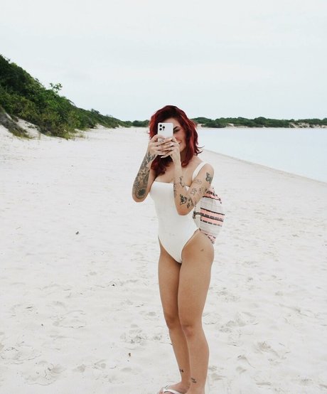 modèles uniquementfans adulte en haute qualité archive