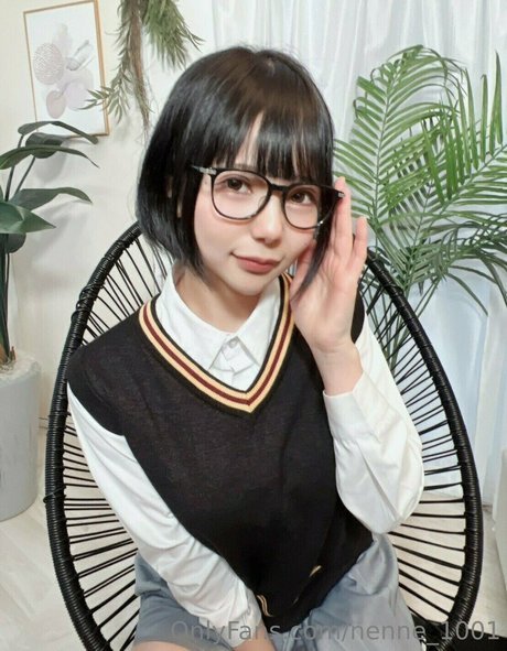 chaton courbé onlyfans parfaite haute qualité des photos