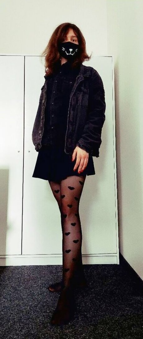 lucia cutie star du porno nue image