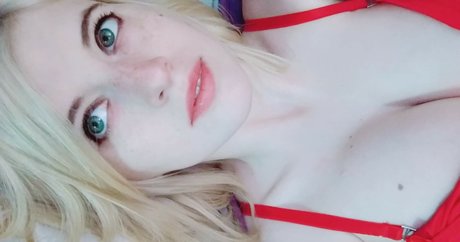 blonde au gros cul onlyfans belle sexy img