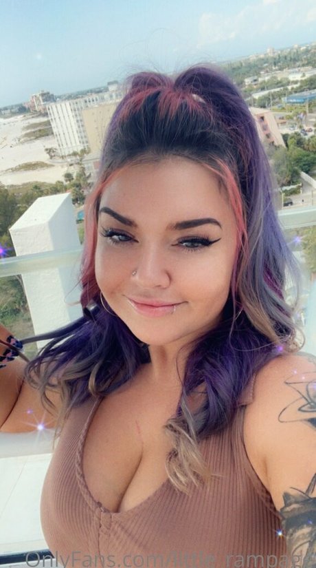 rousse sexy onlyfans adulte en haute qualité img