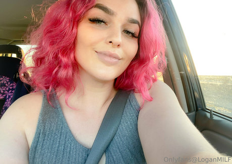 loganmilf étoile adulte photos