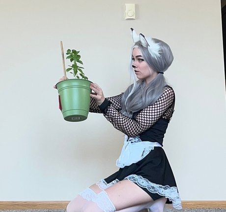 milf aux cheveux noirs onlyfans adulte de haute qualité photos