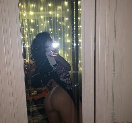 Diana Volynets sexe star du porno image