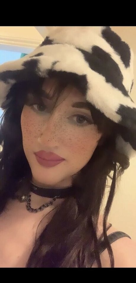 cutelily00 actrice xxx des photos