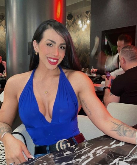 Gay De La Hoz jolie étoile collection