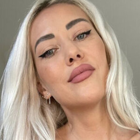 fans vérifiés uniquement plutôt parfait photo