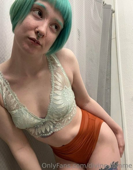 tricherie onlyfans nu érotique collection