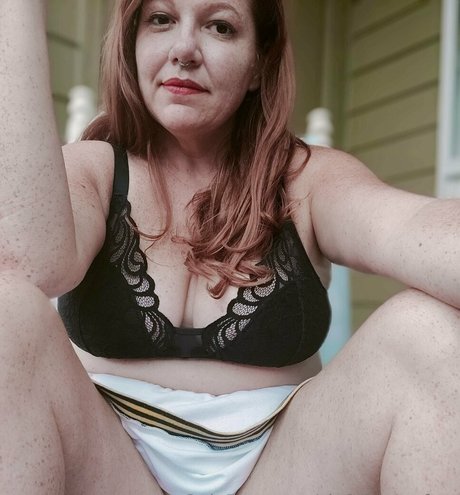 sinfullypurrfuct modèle sexy galeries