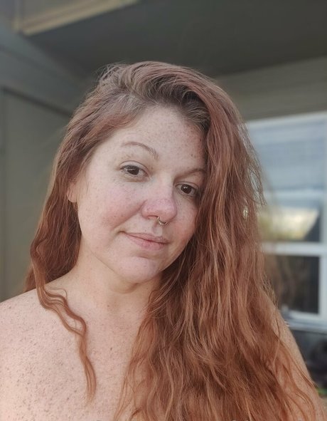 sinfullypurrfuct modèle érotique img