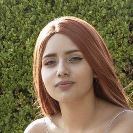 angiemx free actrice de grande qualité galerie