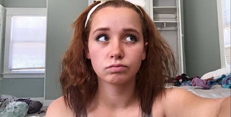 Anna Blaze star du porno érotique archive