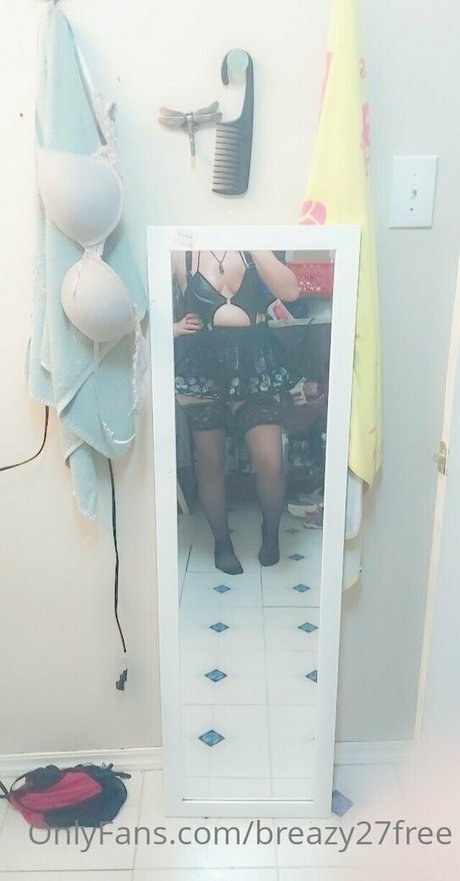 breazy27free actrice exclusive photos