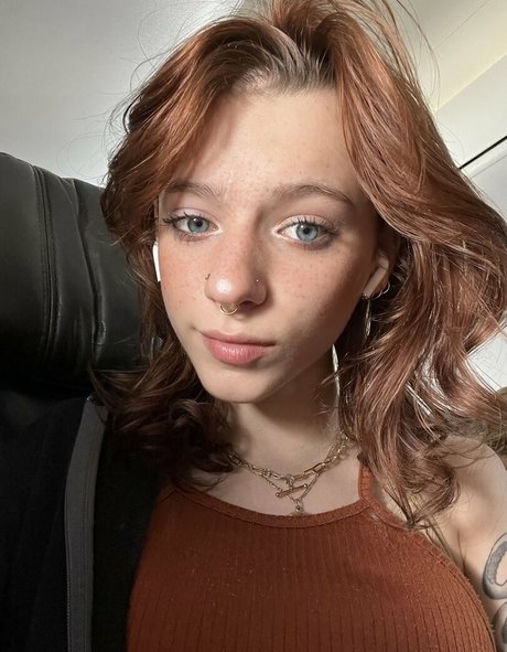 Tomis party art modèle photos