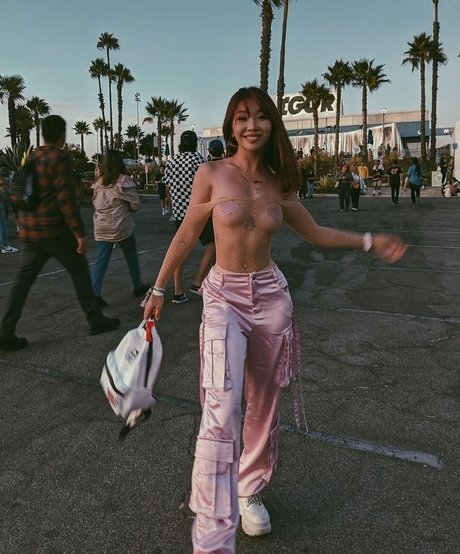 Tiffanie Marie mannequin galeries