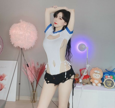 KBJ NAVI04 sexe star du porno galerie