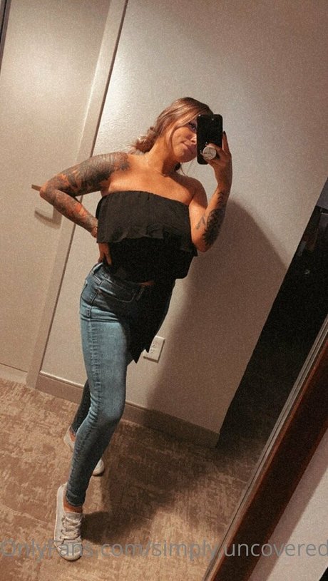 SimplyUncovered haut étoile images