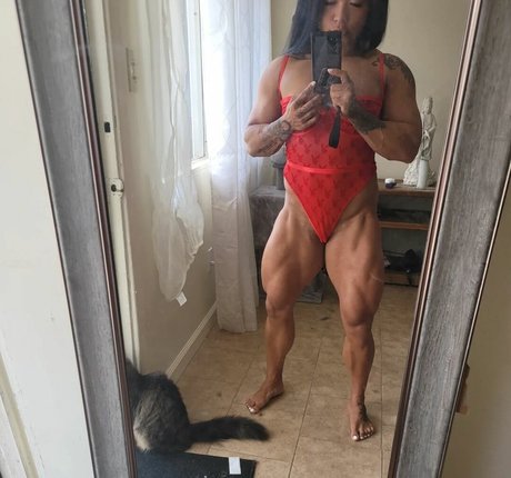 Marilyn Yee Tong star du porno xxx galerie