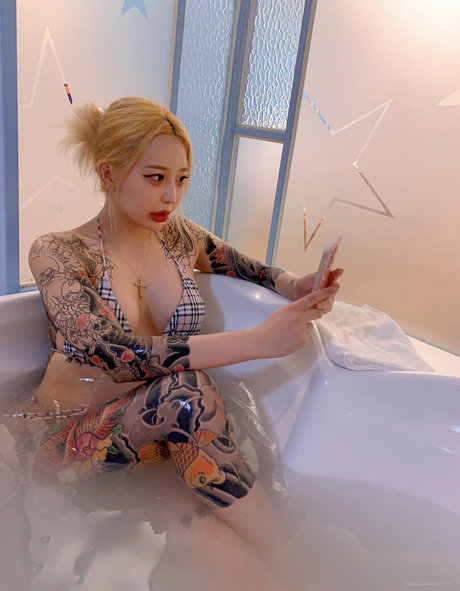 sexe asiatique onlyfans art sexy collection