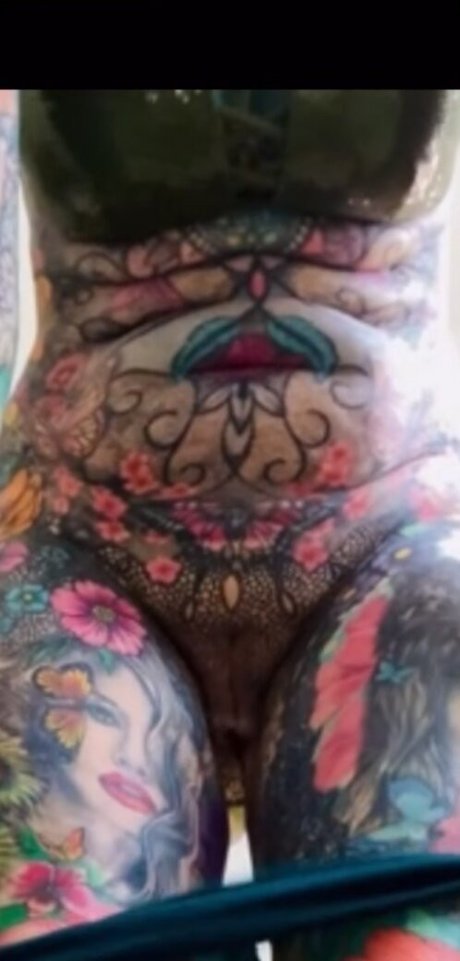 Tattoobutterfly star du porno hd des photos