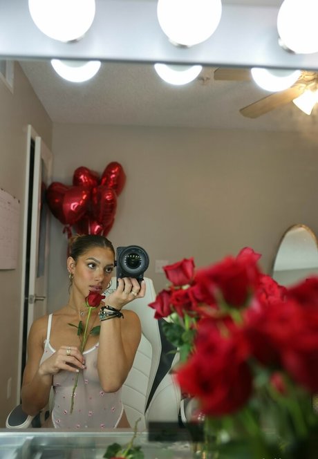 Jayne Rivera nus star du porno images