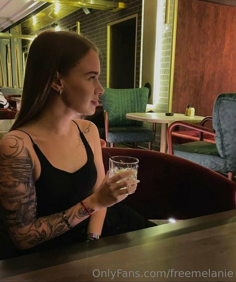 freemelanie modèles nus photo